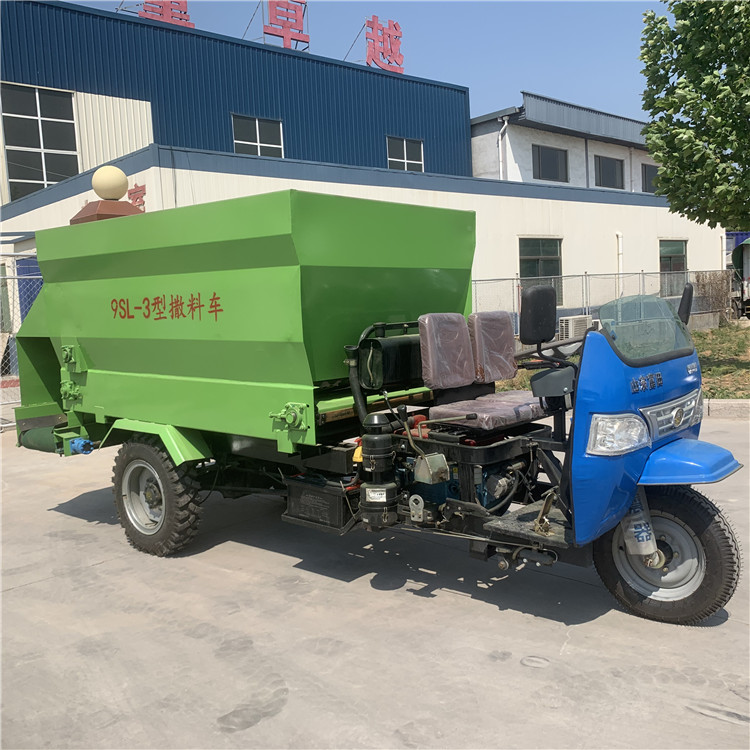 養(yǎng)殖喂料機.jpg